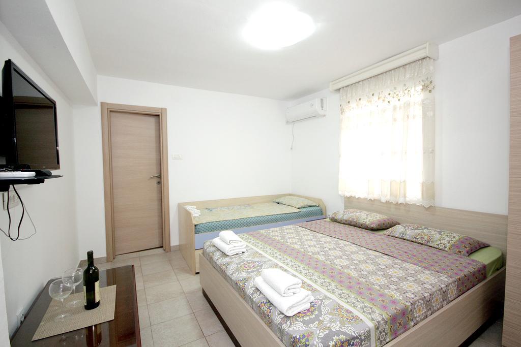 Apartments Pavlovic Petrovac Exteriör bild