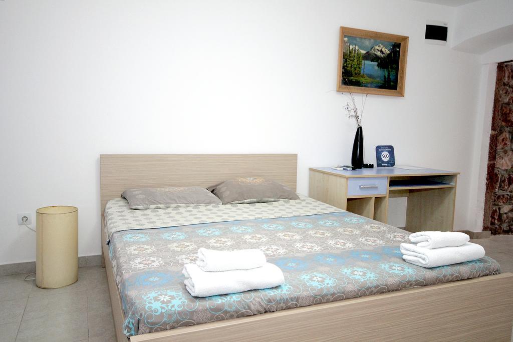Apartments Pavlovic Petrovac Exteriör bild