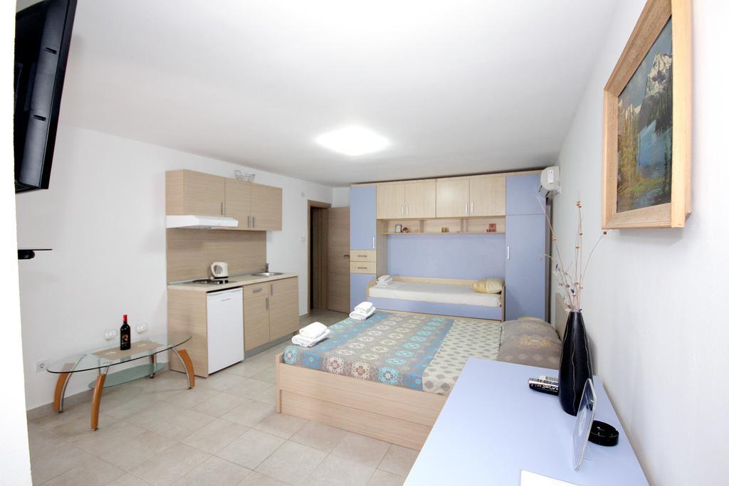 Apartments Pavlovic Petrovac Exteriör bild